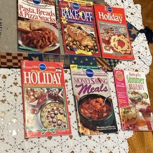 Vtg Collection of 6 assorted Paperback Cookbooks, Pillsbury, Goldmetal